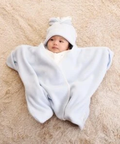 Couverture Etoile Starnug Bleu Pâle TUPPENCE AND CRUMBLE -Bébés Produits Magasin 502677969000 01