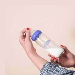 Bébés Produits Magasin -Bébés Produits Magasin Biberons Lifestyle 2