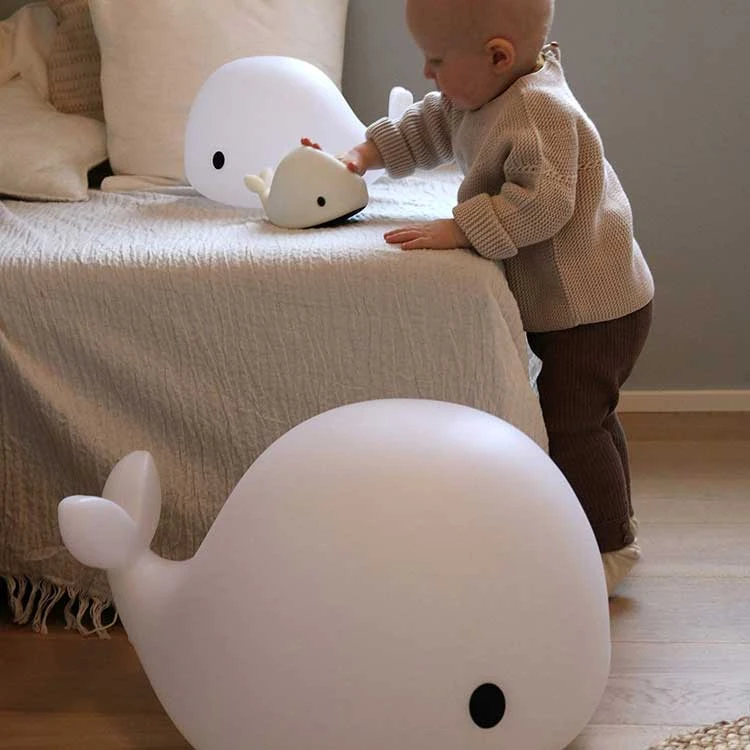 Veilleuse Baleine Taille M FILIBABBA 5 Veilleuse Baleine Taille M FILIBABBA – Image 3