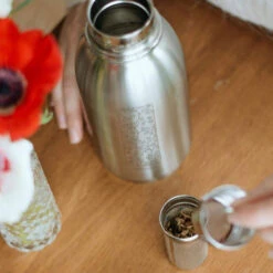 Gourde En Inox Isotherme 700 Ml Friendly Ginkgo GASPAJOE -Bébés Produits Magasin GASPAJOE FPK31S4 1