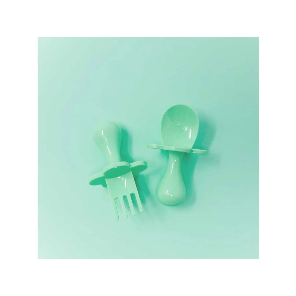 Set De 2 Couverts D'apprentissage Ergonomiques Vert Menthe GRABEASE 5 Set De 2 Couverts D'apprentissage Ergonomiques Vert Menthe GRABEASE – Image 3