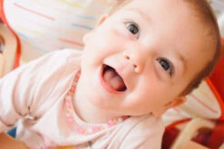 Collier D'Ambre Lemon Et Pierre Naturelle Bébé IRREVERSIBLE BIJOUX -Bébés Produits Magasin IRREVERSIBLE CB10S3