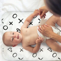 Tapis Nomade Imperméable XOXO KUSHIES -Bébés Produits Magasin KUSHIES064408627849s1