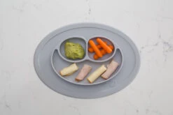 Assiette Antidérapante MINI Mat ETAIN EZPZ -Bébés Produits Magasin Kulcolors 247