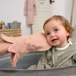 Gant De Toilette Et De Jeu En éponge Baleine LASSIG 12 Gant De Toilette Et De Jeu En éponge Baleine LASSIG -Bébés Produits Magasin LASSIG1313026073s2