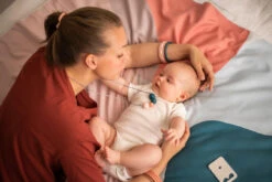 Collier D'allaitement Et De Portage En Silicone Love Actually - Pétrole MINTYWENDY -Bébés Produits Magasin MW WE OWKQ RE5F S2