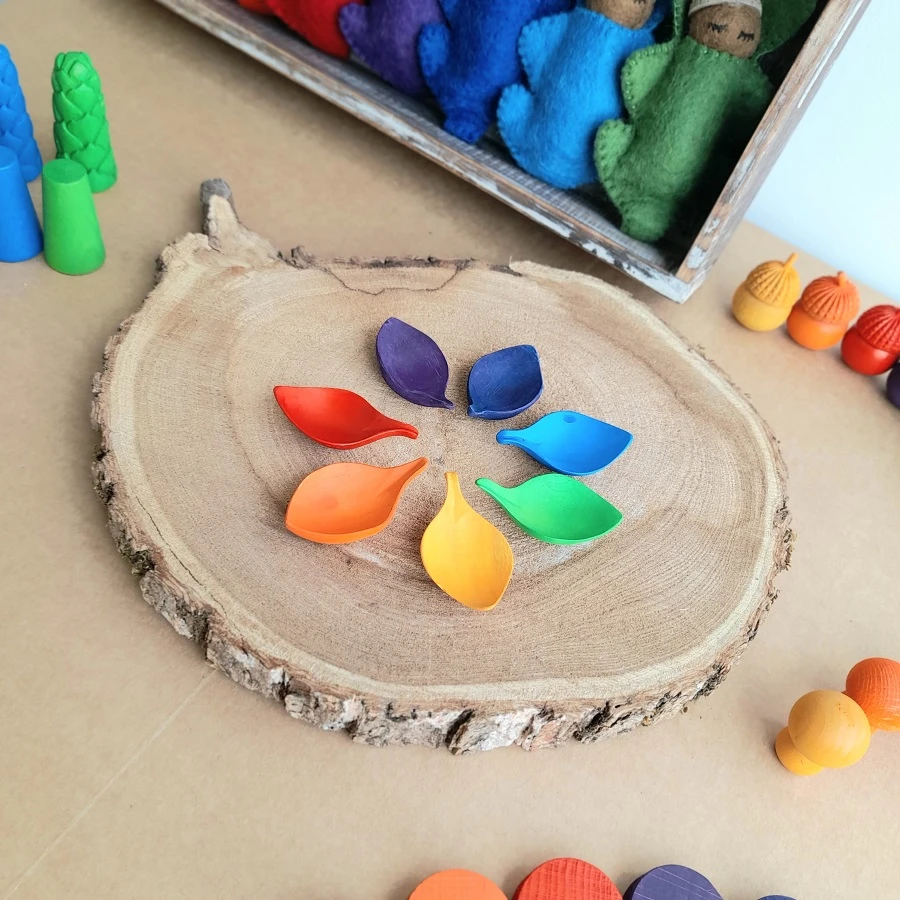 Mini Feuilles En Bois Rainbow - Set De 7 PAPOOSE TOYS 7 Mini Feuilles En Bois Rainbow - Set De 7 PAPOOSE TOYS – Image 5