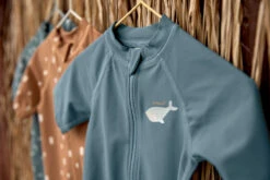 Combinaison Manches Courtes Anti UV Baleine LASSIG -Bébés Produits Magasin SPL F22 1431019459 14310213