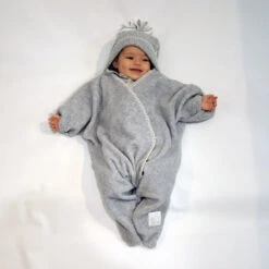 Couverture Etoile Starnug Gris TUPPENCE AND CRUMBLE -Bébés Produits Magasin TuppenceGris20220831V1