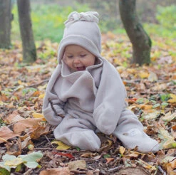 Couverture Etoile Starnug Beige TUPPENCE AND CRUMBLE -Bébés Produits Magasin couverture tuppence