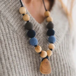 Collier D'allaitement Et De Portage Charcoal Et Navy Genévrier - BN017 KANGAROO CARE